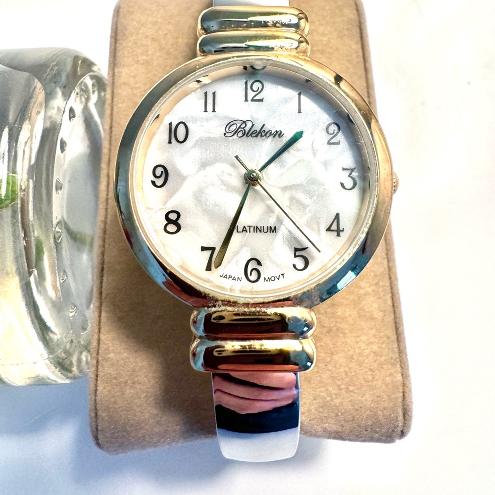 Vintage Blekon Mother of Pearl, Gold & Silver Ladies Women’s Watch